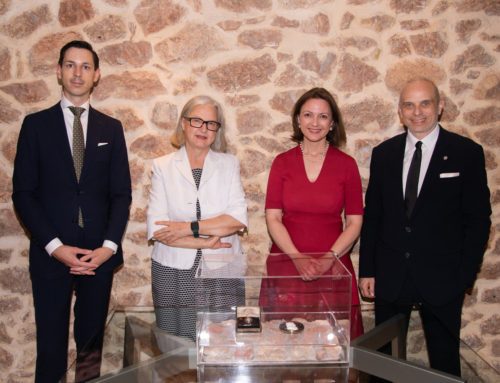 Special Presentation of Salzburg Mozarteum Foundation: The Grassi-Medaillon & the Posch-Medallion