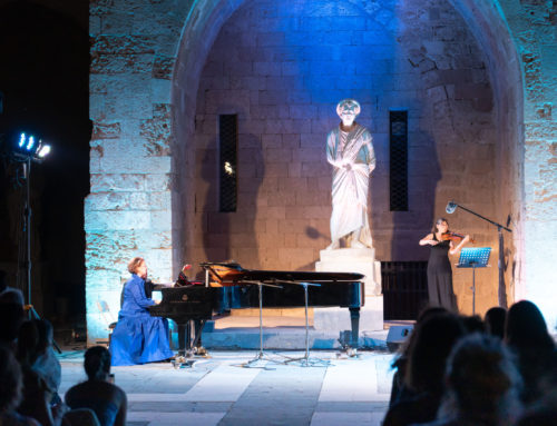 Mozart’s violin enchanted the thousands of visitors to the exhibition and the large audience at the concert at the Palace of the Grand Master in Rhodes