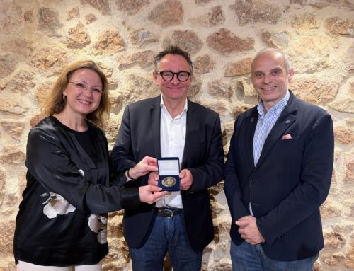 Mozarteum Hellas Honours Rainer Heneis with Inaugural Medal of Mozarteum Hellas