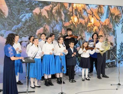 Mozarteum Hellas Ensemble Sang New Year Carols on SKAI TV
